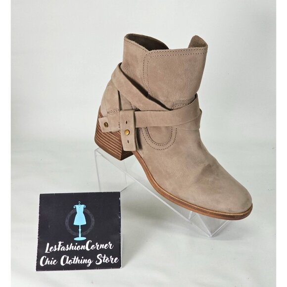 UGG Elora Sahara Women's Taupe Suede Leather Ankle Boots Heel Size 7.5 217 - Picture 15 of 16
